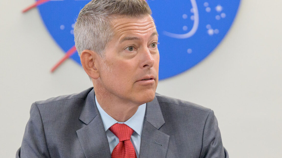 NASA Acting Leader Vows to Outperform China in the Lunar Race