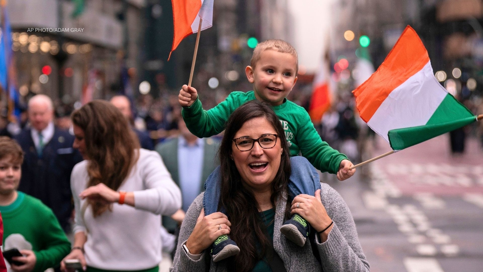 Die St. Patrick’s Day Parade bringt den irischen Geist und die Feierlichkeiten nach New York City.