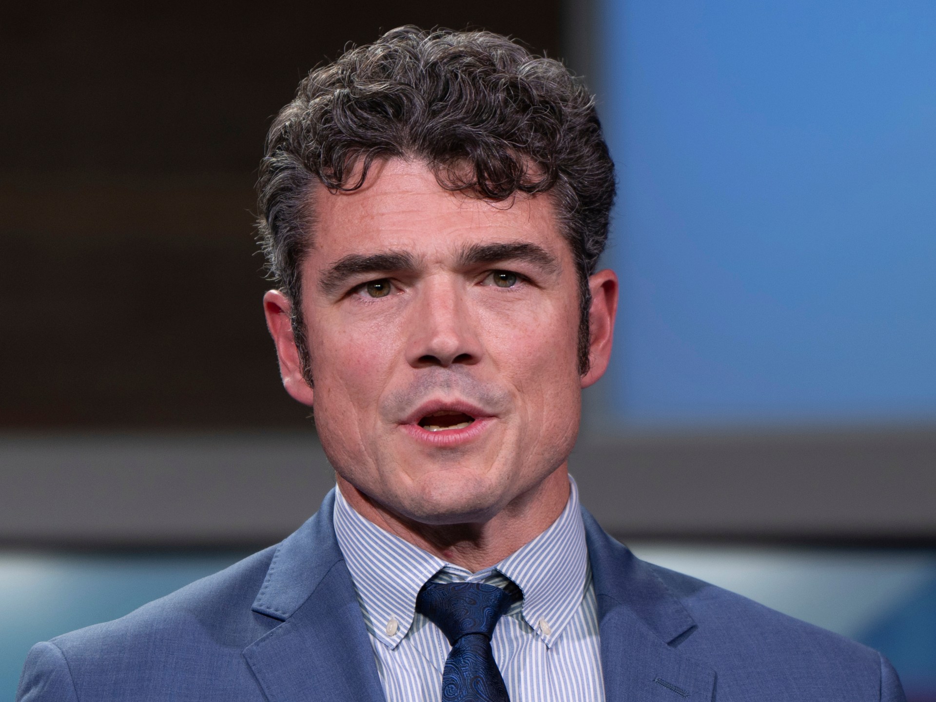 Der Direktor des US-amerikanischen Nationalen Antiterrorens, Joe Kent, tritt aufgrund des Iran-Kriegs zurück.