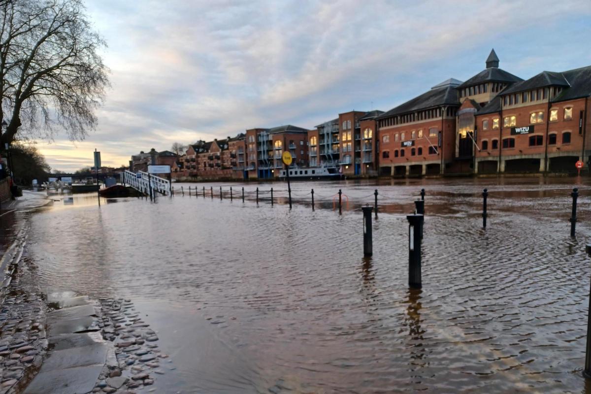 Possible flooding in York city centre as major river levels recede from footpaths